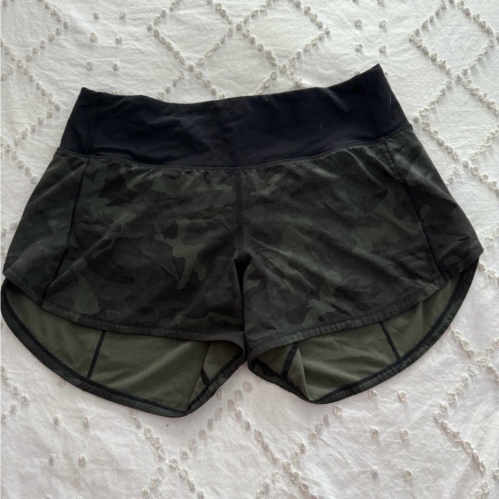 Camo Lululemon Speed up Shorts